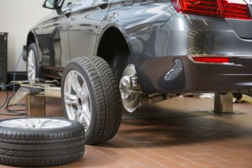 A car has defective tires in Roanoke Virgina.