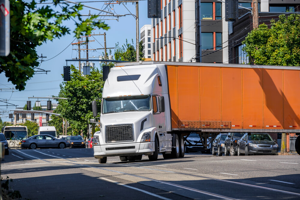 Filing a VA Lawsuit for Truck Accidents Caused by Blind Spots