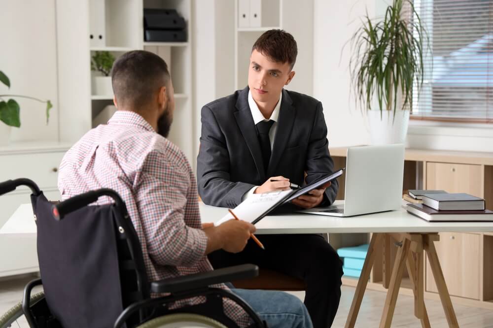 Why Should You Call a Lawyer Immediately After a Truck Accident?